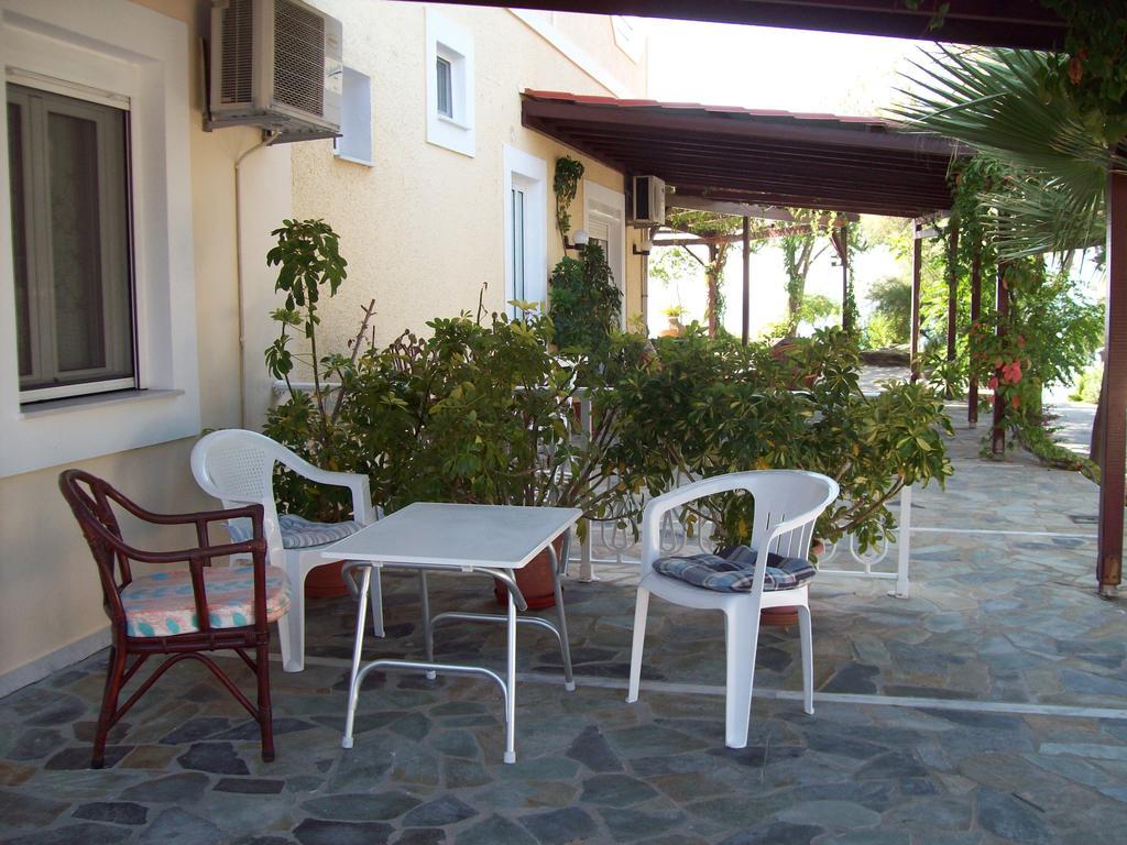 Oasis Studios Psili Ammos  Luaran gambar
