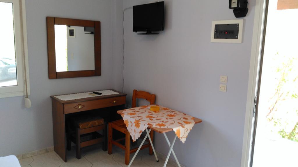 Oasis Studios Psili Ammos  Luaran gambar